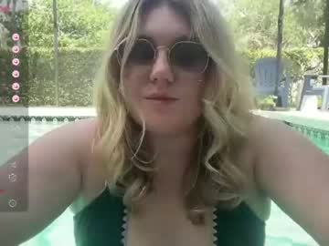 girl My Sexy Wet Pussy Cam On Chaturbate with daddyslittlegirl12