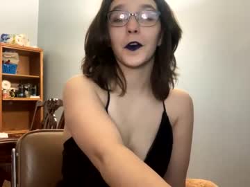 girl My Sexy Wet Pussy Cam On Chaturbate with slender_the_potato
