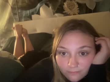 girl My Sexy Wet Pussy Cam On Chaturbate with petite_m_glory