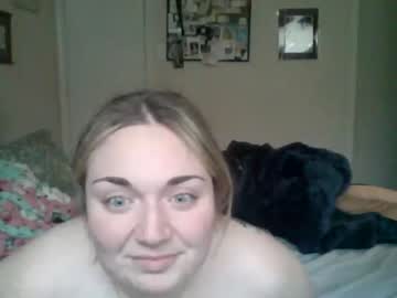 couple My Sexy Wet Pussy Cam On Chaturbate with sluttykitty95