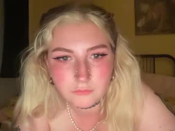 girl My Sexy Wet Pussy Cam On Chaturbate with lulababy23