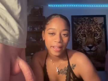 couple My Sexy Wet Pussy Cam On Chaturbate with lunaa_11