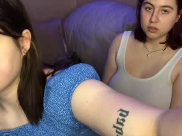 couple My Sexy Wet Pussy Cam On Chaturbate with madellana
