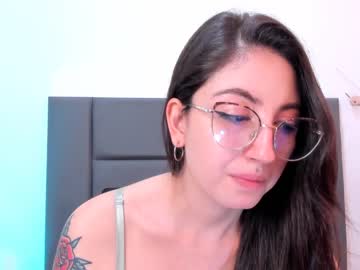 girl My Sexy Wet Pussy Cam On Chaturbate with emilyywatson