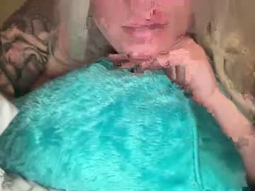 girl My Sexy Wet Pussy Cam On Chaturbate with desertblondie