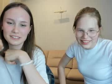 couple My Sexy Wet Pussy Cam On Chaturbate with marivanna_