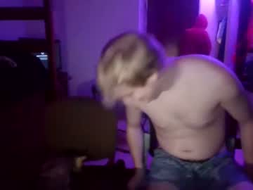 couple My Sexy Wet Pussy Cam On Chaturbate with lilred_69