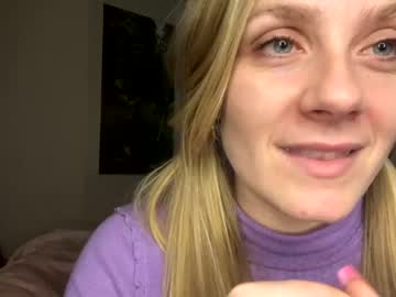 girl My Sexy Wet Pussy Cam On Chaturbate with millie_420