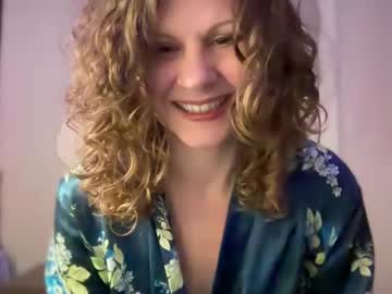 girl My Sexy Wet Pussy Cam On Chaturbate with leahsparkles