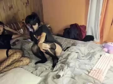 couple My Sexy Wet Pussy Cam On Chaturbate with helokitkat