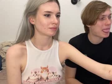 couple My Sexy Wet Pussy Cam On Chaturbate with glockoffrog
