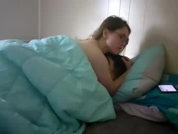 couple My Sexy Wet Pussy Cam On Chaturbate with e_nloveys513