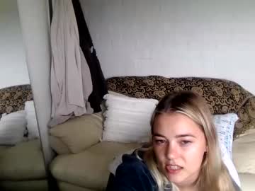 girl My Sexy Wet Pussy Cam On Chaturbate with blondee18