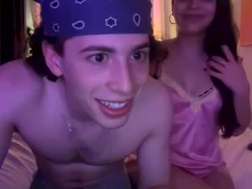 couple My Sexy Wet Pussy Cam On Chaturbate with yaraandleo