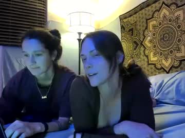 couple My Sexy Wet Pussy Cam On Chaturbate with sillygirlsxx