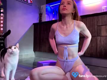 couple My Sexy Wet Pussy Cam On Chaturbate with wankerspleasure